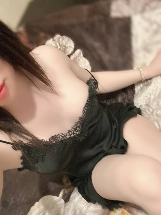 С сюрпризом Камилла Ново-Савиновский Фотография 3