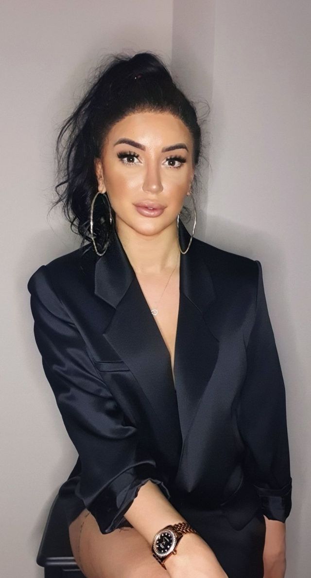 С сюрпризом Эрика Вахитовский Фотография 