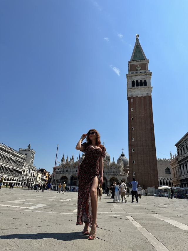 С сюрпризом Кристина  Ново-Савиновский Фотография 