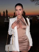 Миниатюра Индивидуалка Марго Советский Фотография 